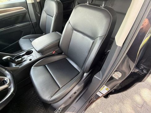 Used 2021 Volkswagen Atlas SE FWD image 14