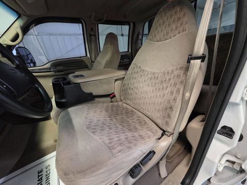 Used 2000 Ford F350 XLT image 21