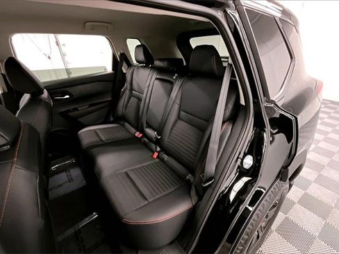 New 2026 Nissan Rogue SV image 10