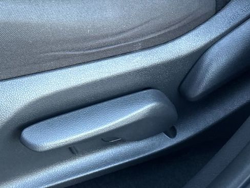 Used 2023 Toyota RAV4 LE FWD image 22