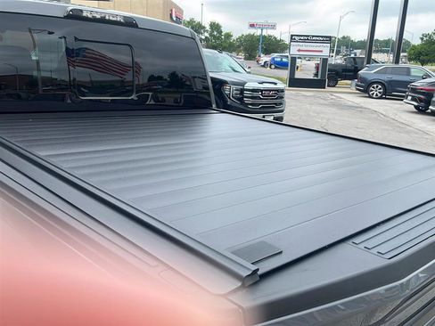 Used 2018 Ford F150 Raptor w/ Equipment Group 802A Luxury AWD/4WD image 4