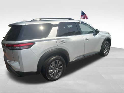 Used 2025 Nissan Pathfinder SV AWD/4WD image 50