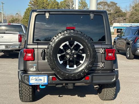 Used 2024 Jeep Wrangler Unlimited Rubicon 4xe w/ Technology Group image 4