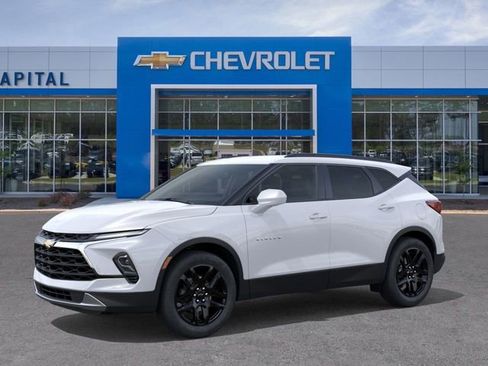 New 2026 Chevrolet Blazer LT w/ Convenience Package image 2