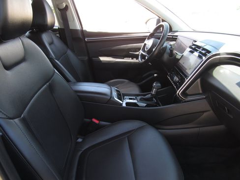 Used 2024 Hyundai Tucson SEL w/ Convenience Package FWD image 9