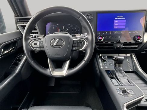 Used 2024 Lexus GX 550 AWD/4WD image 6