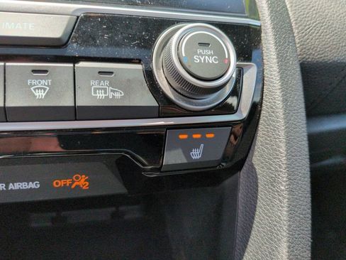 Used 2017 Honda Civic Touring image 28