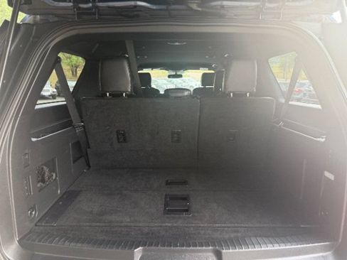 Used 2018 Ford Expedition Max XLT AWD/4WD image 14