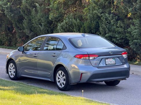 Used 2025 Toyota Corolla LE w/ Carpet Mat Package (TMS) FWD image 7