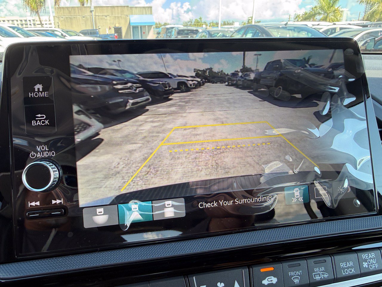 New 2027 Honda Odyssey Touring image 16