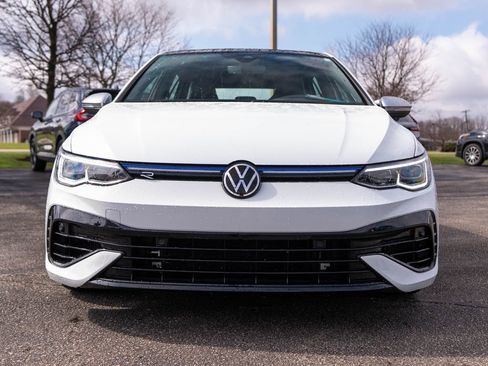 Used 2022 Volkswagen Golf R image 3