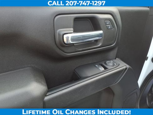Used 2022 GMC Sierra 3500 Pro w/ Convenience Package image 11
