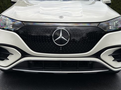 Used 2023 Mercedes-Benz EQE 350+ SUV w/ AMG Line Exterior Package image 45