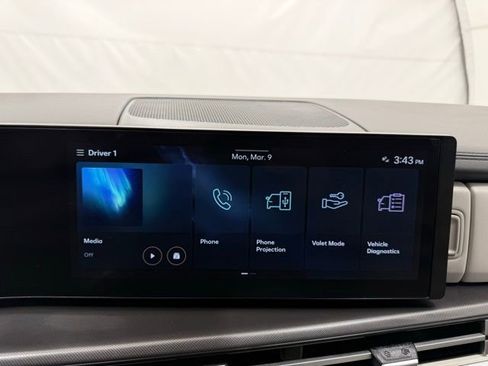 Used 2025 Hyundai Santa Fe SEL image 39