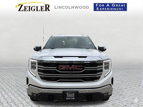 Used 2025 GMC Sierra 1500 SLT w/ SLT Premium Package AWD/4WD image 10