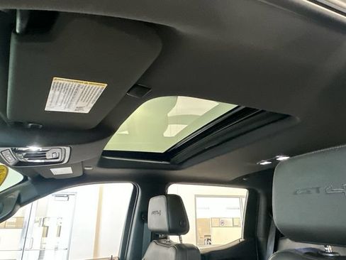 Used 2019 GMC Sierra 1500 AT4 w/ Off Road Performance Package AWD/4WD image 25