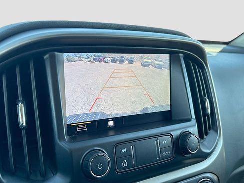 Used 2021 Chevrolet Colorado Z71 w/ Safety Package image 13