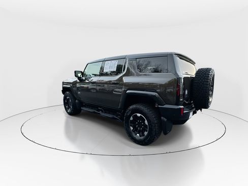 Used 2024 GMC Hummer EV 3X w/ Extreme Off-Road Package AWD/4WD image 6