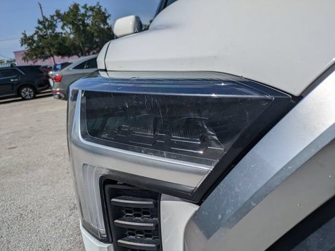 Used 2023 Toyota Tundra Limited w/ TRD Off-Road Package AWD/4WD image 10