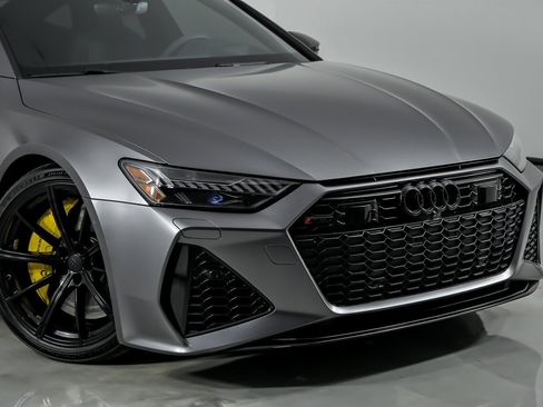 Used 2023 Audi RS 7 Sportback image 3