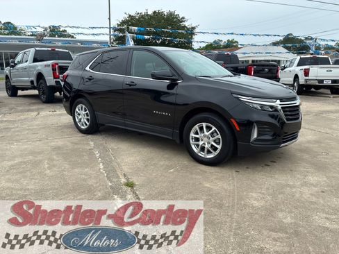 Used 2024 Chevrolet Equinox LT FWD image 1