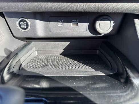 Used 2023 Nissan Rogue SV image 33