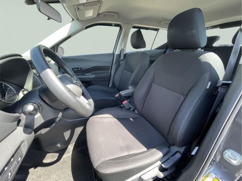 Used 2023 Nissan Kicks S FWD image 12