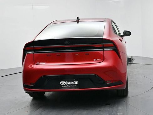 New 2026 Toyota Prius XLE image 7