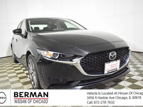 Used 2025 MAZDA MAZDA3 s image 3