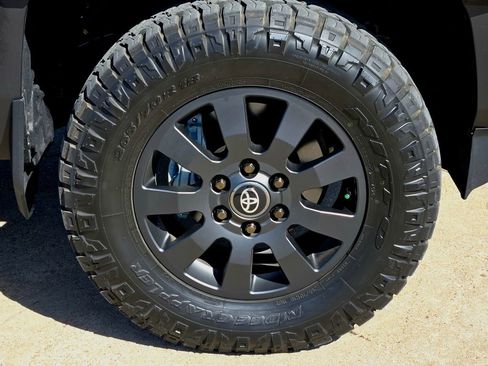 Used 2026 Toyota Land Cruiser w/ Premium Package image 8