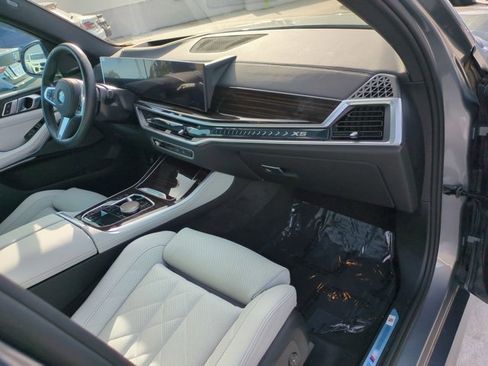 Certified 2026 BMW X5 xDrive40i w/ M Sport Package image 24