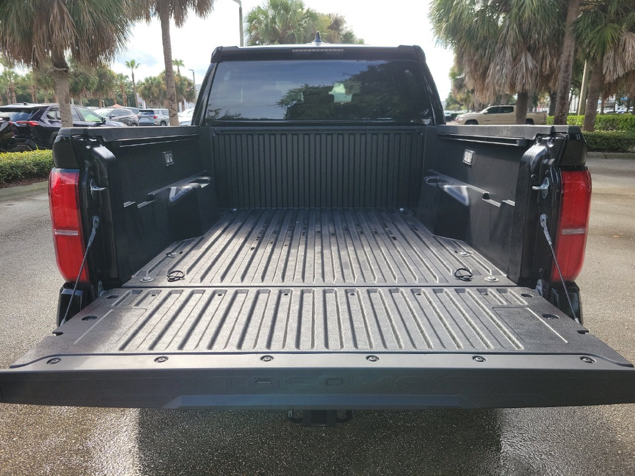 Used 2026 Toyota Tacoma SR5 RWD image 7