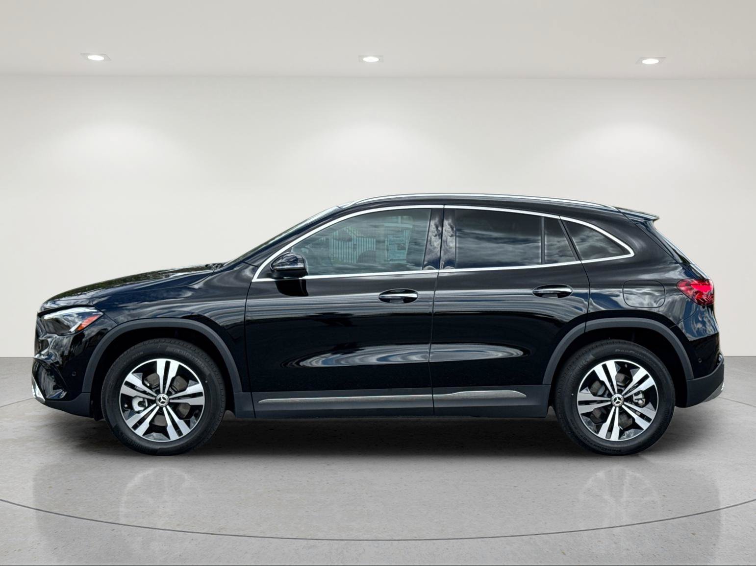 Certified 2026 Mercedes-Benz GLA 250 image 3