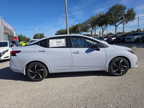 New 2025 Nissan Versa SR w/ Trunk Package image 9