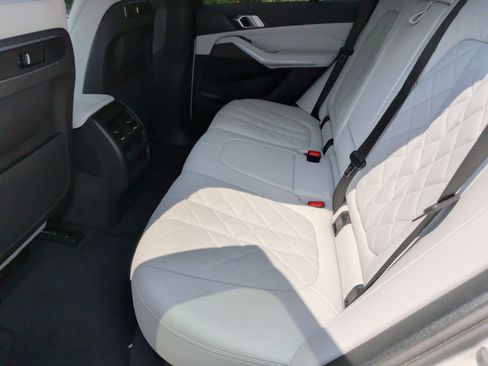 Certified 2024 BMW X5 xDrive50e w/ M Sport Package AWD/4WD image 39
