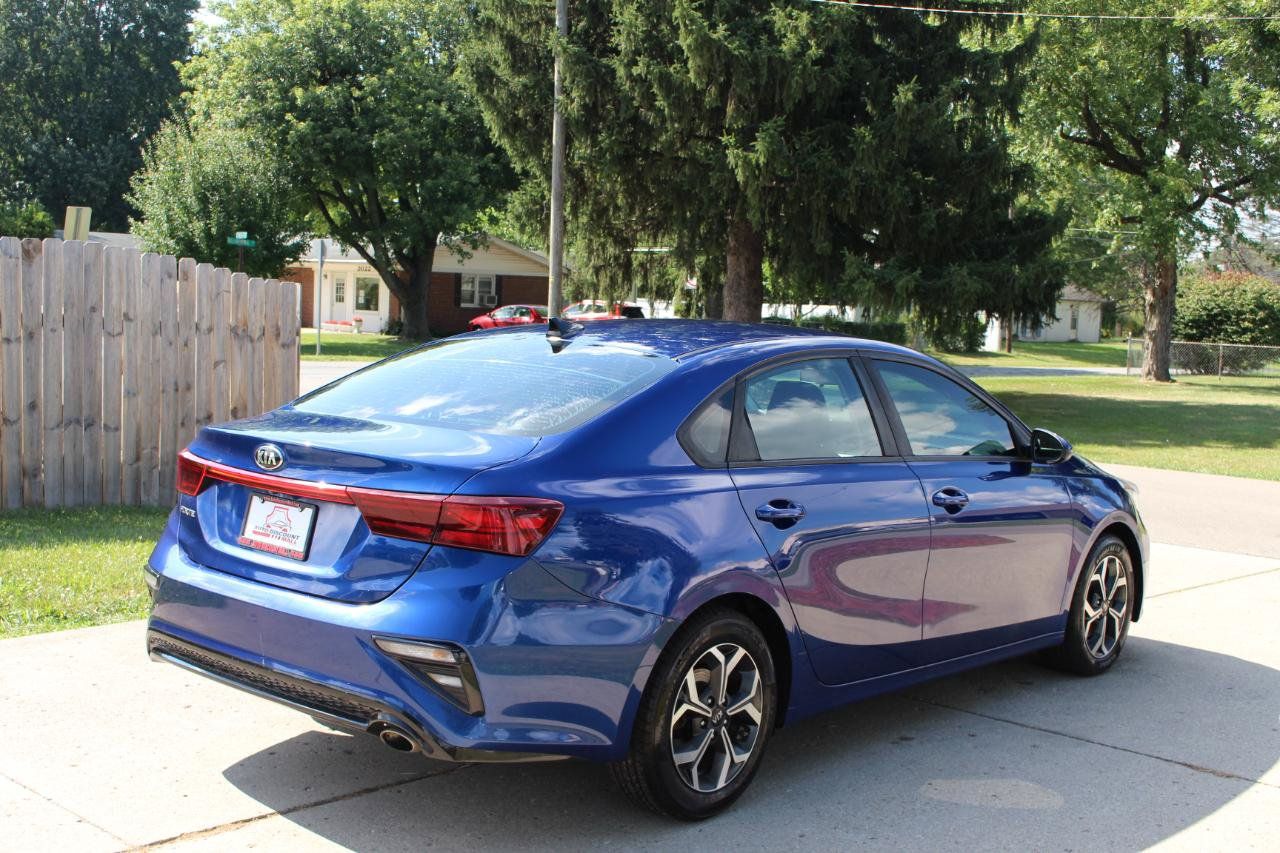 Used 2020 Kia Forte LXS FWD image 10