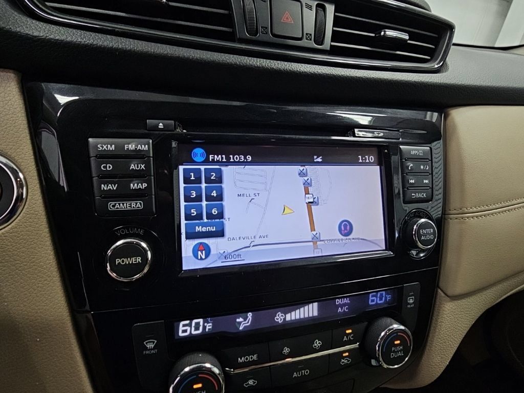 Used 2017 Nissan Rogue SL w/ SL Premium Package FWD image 16