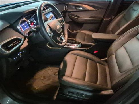 Used 2023 Chevrolet TrailBlazer ACTIV w/ Sun and Liftgate Package FWD image 14
