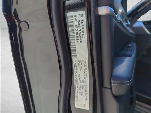 Used 2024 Jeep Grand Cherokee Limited w/ Trailer Tow Package image 29