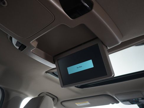 Used 2018 Honda Odyssey Elite image 14