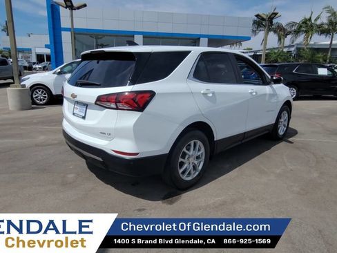 Certified 2024 Chevrolet Equinox LT AWD/4WD image 8