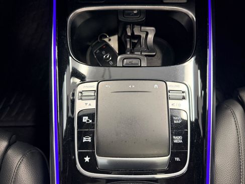 Used 2020 Mercedes-Benz GLB 250 image 36