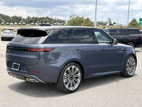 New 2026 Land Rover Range Rover Sport Dynamic SE AWD/4WD image 5