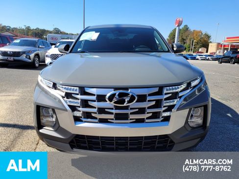 Used 2023 Hyundai Santa Cruz SEL image 16