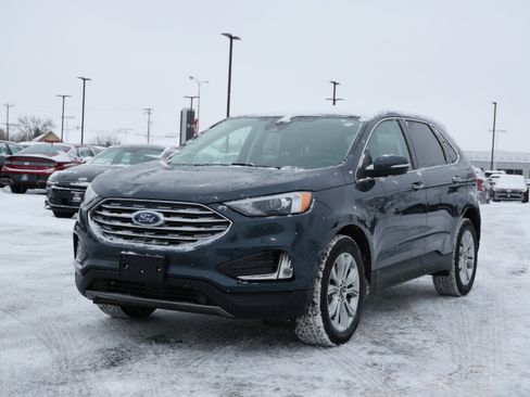 Used 2024 Ford Edge Titanium image 1