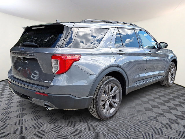 Certified 2024 Ford Explorer XLT w/ Equipment Group 202A AWD/4WD image 6