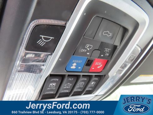 Used 2020 RAM 1500 Limited w/ Black Appearance Package AWD/4WD image 35