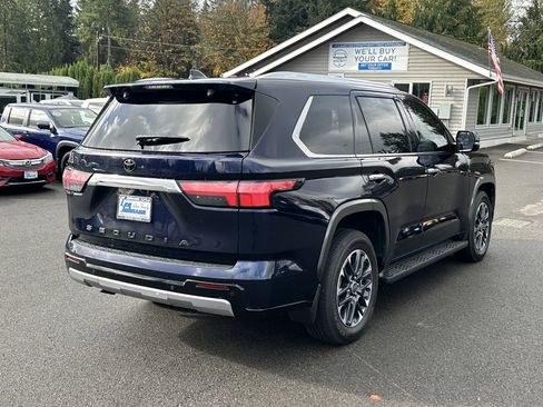 Used 2024 Toyota Sequoia Limited image 9