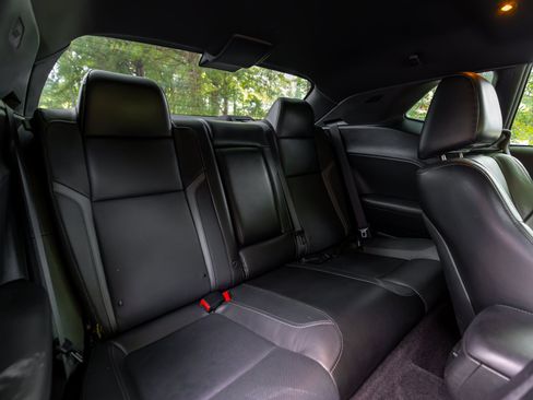 Used 2017 Dodge Challenger SXT Plus RWD image 15