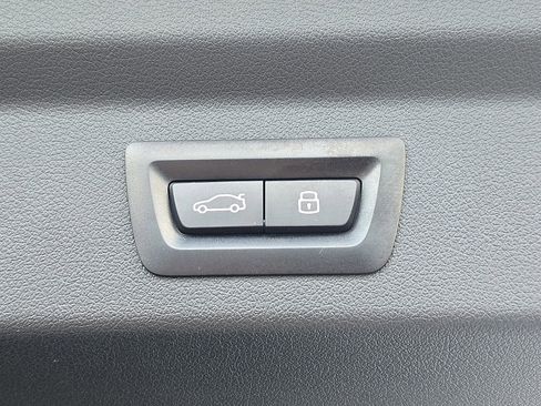 Certified 2025 BMW X2 xDrive28i w/ Premium Package image 29